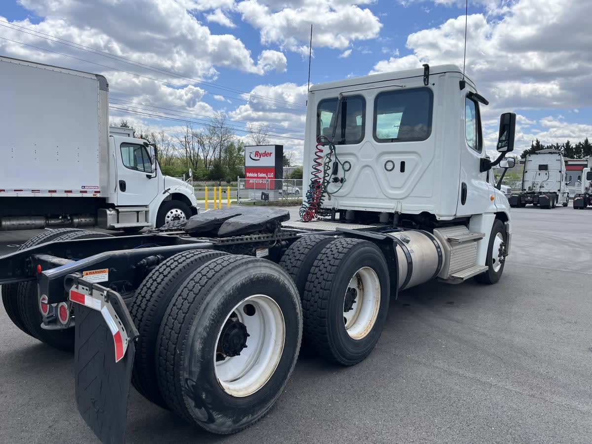 2020 Freightliner - image 4