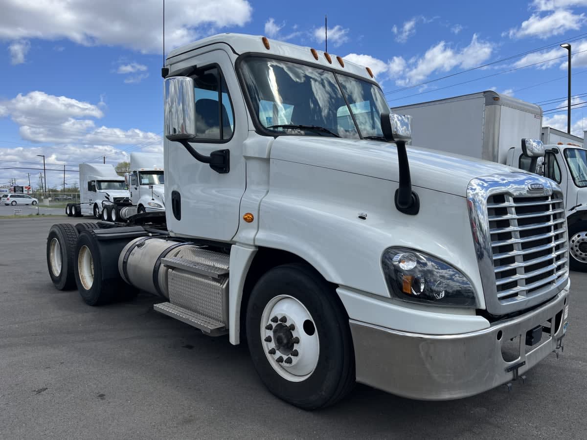 2020 Freightliner - image 3