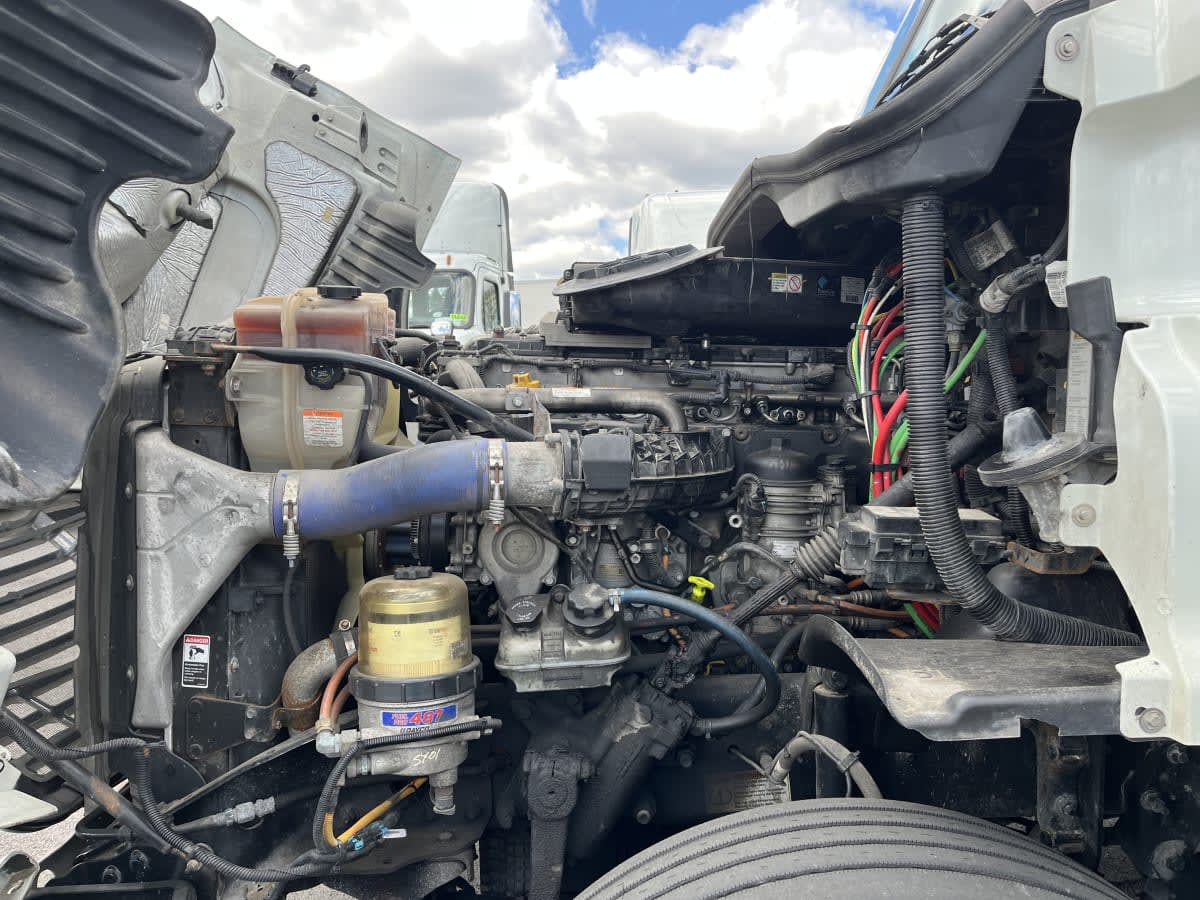 2020 Freightliner - image 8