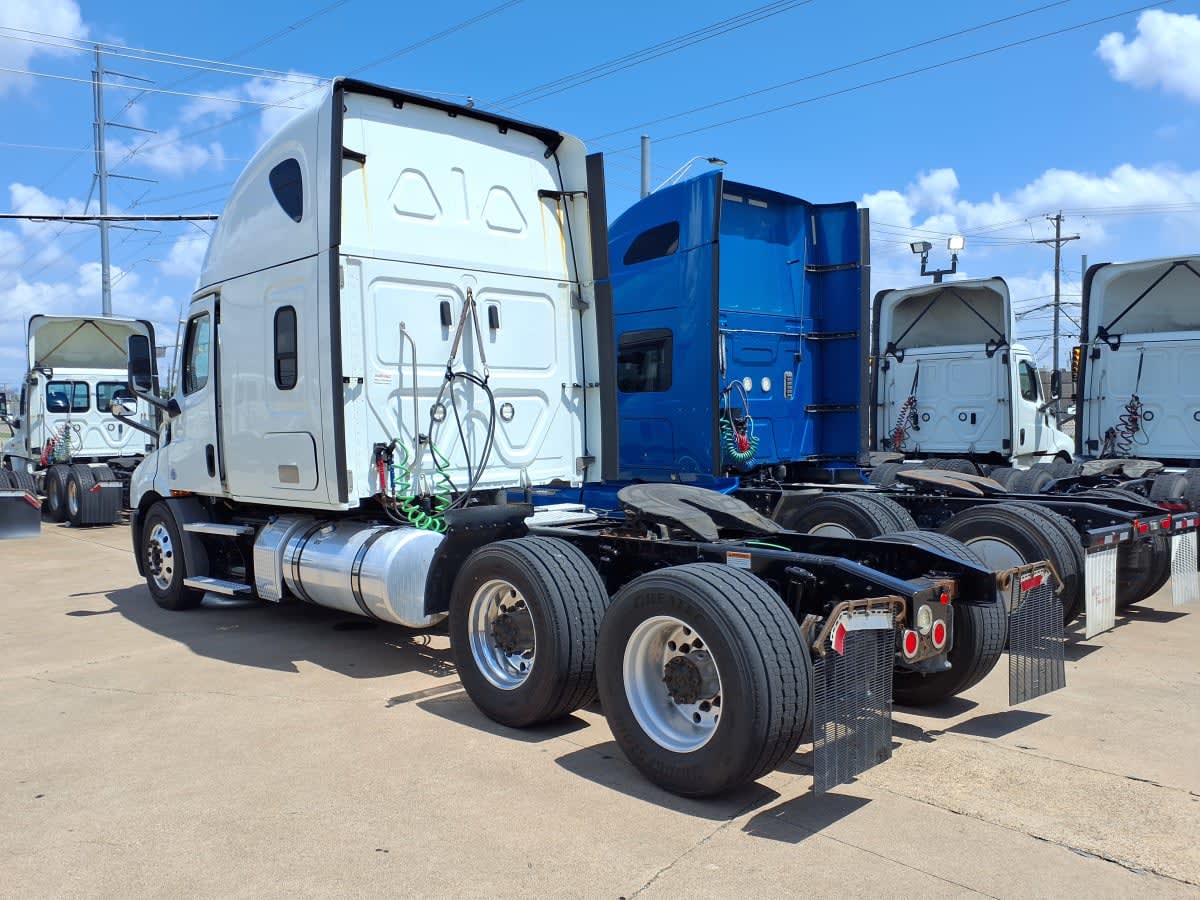 2021 Freightliner/Mercedes NEW CASCADIA 116 286510
