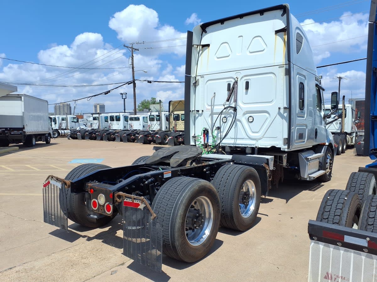2021 Freightliner/Mercedes NEW CASCADIA 116 286510