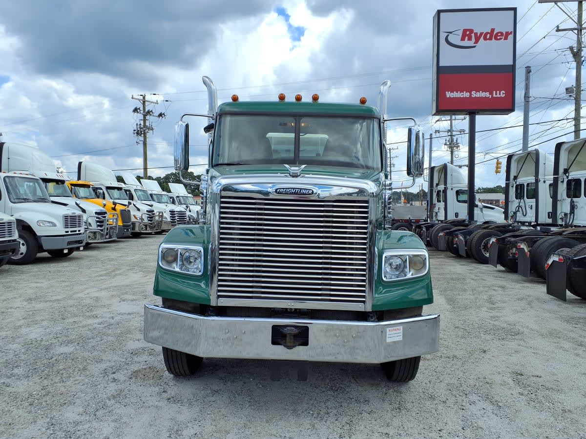 2020 Freightliner 122SD in Greenville, SC — photo 2