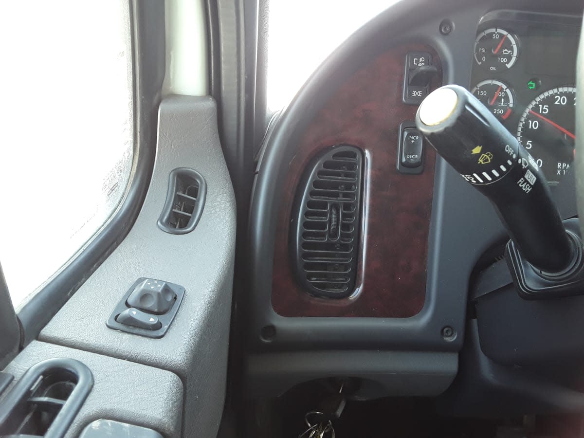 2020 Freightliner/Mercedes M2-112 286681