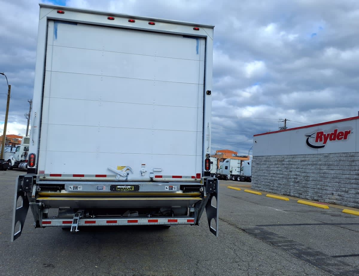 2020 Freightliner/Mercedes M2 106 286779