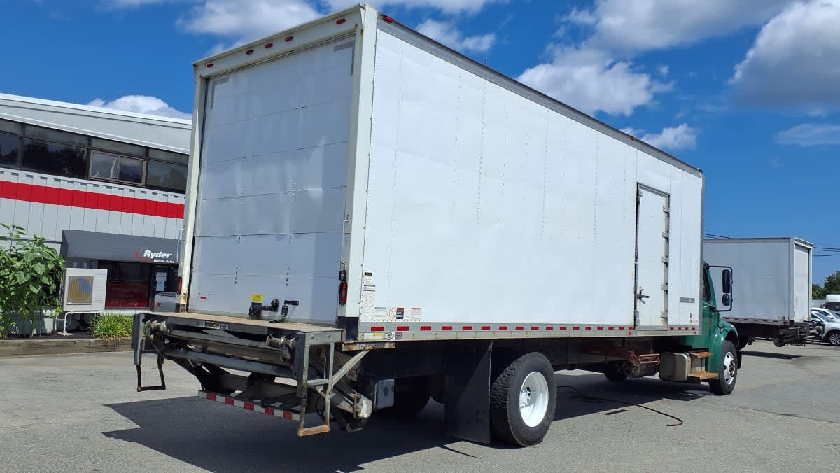 2021 Freightliner M2 106 in Salisbury, MA — photo 4