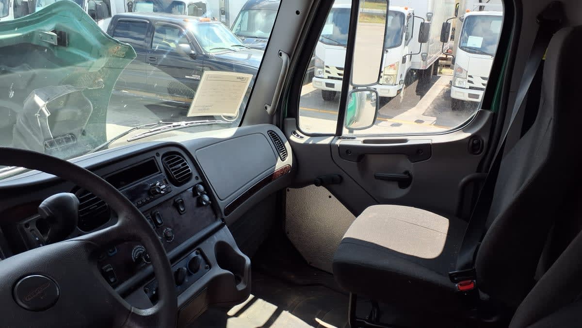 2021 Freightliner M2 106 in Salisbury, MA — photo 7