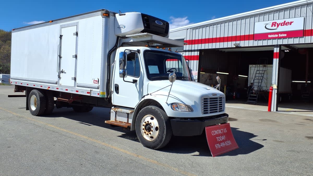 2020 Freightliner M2 106 in Salisbury, MA — photo 3