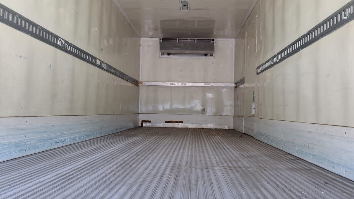 2020 Freightliner/Mercedes M2 106 286810