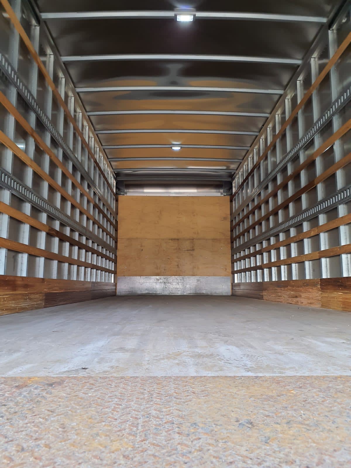 2020 Freightliner/Mercedes M2 106 286918