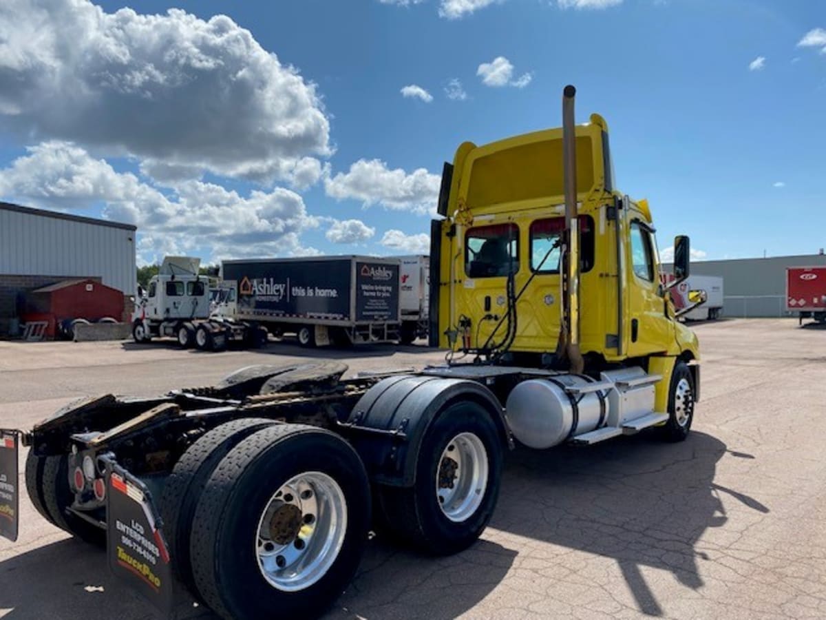 2021 Freightliner/Mercedes NEW CASCADIA PX12664 287165