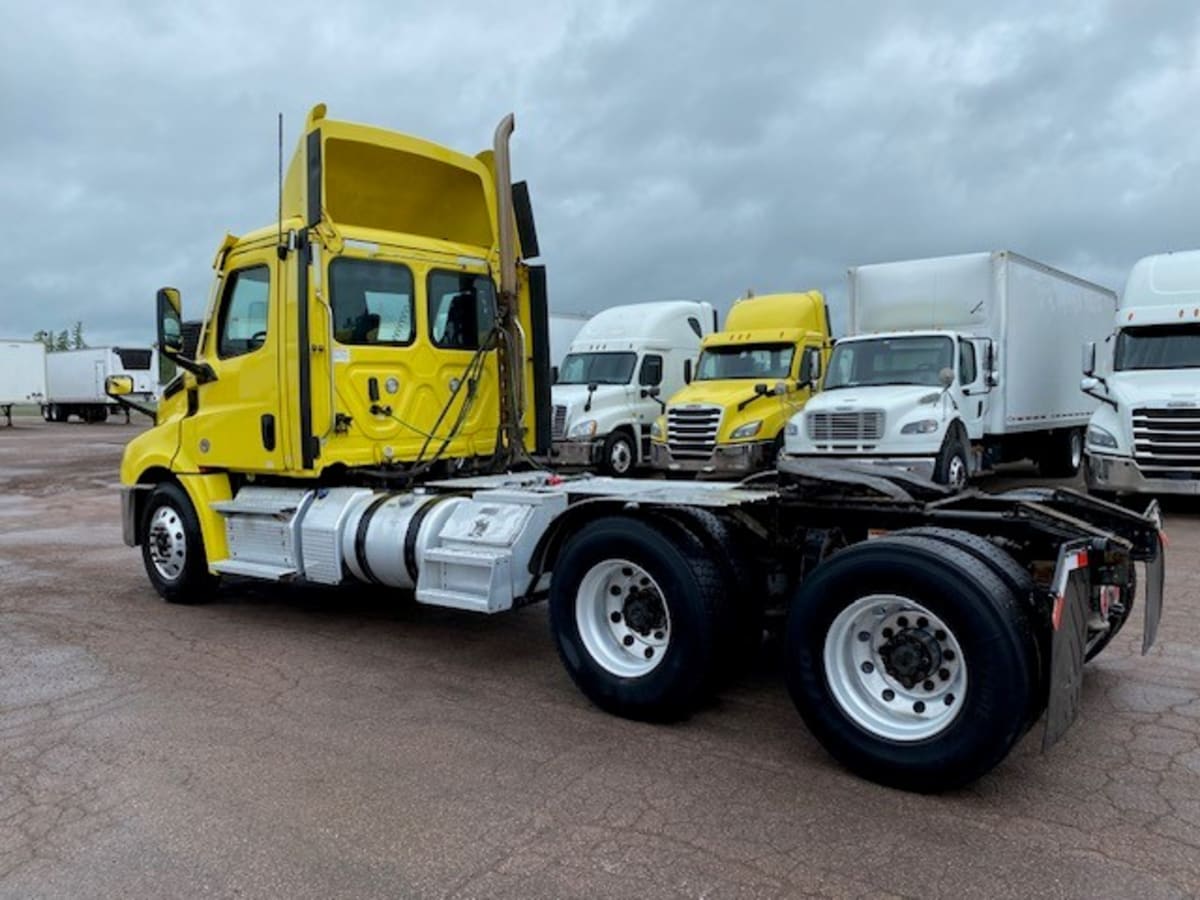 2021 Freightliner/Mercedes NEW CASCADIA PX12664 287168