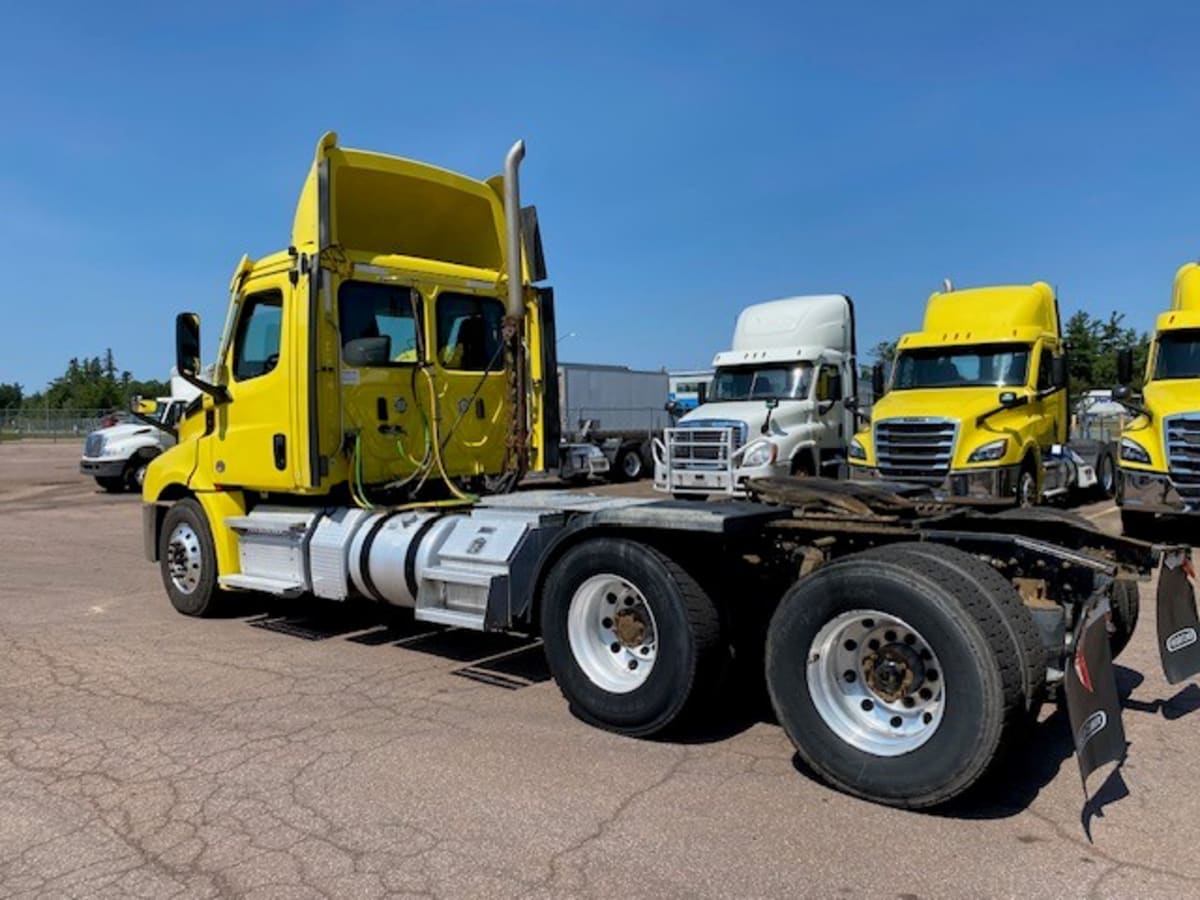 2021 Freightliner/Mercedes NEW CASCADIA PX12664 287177
