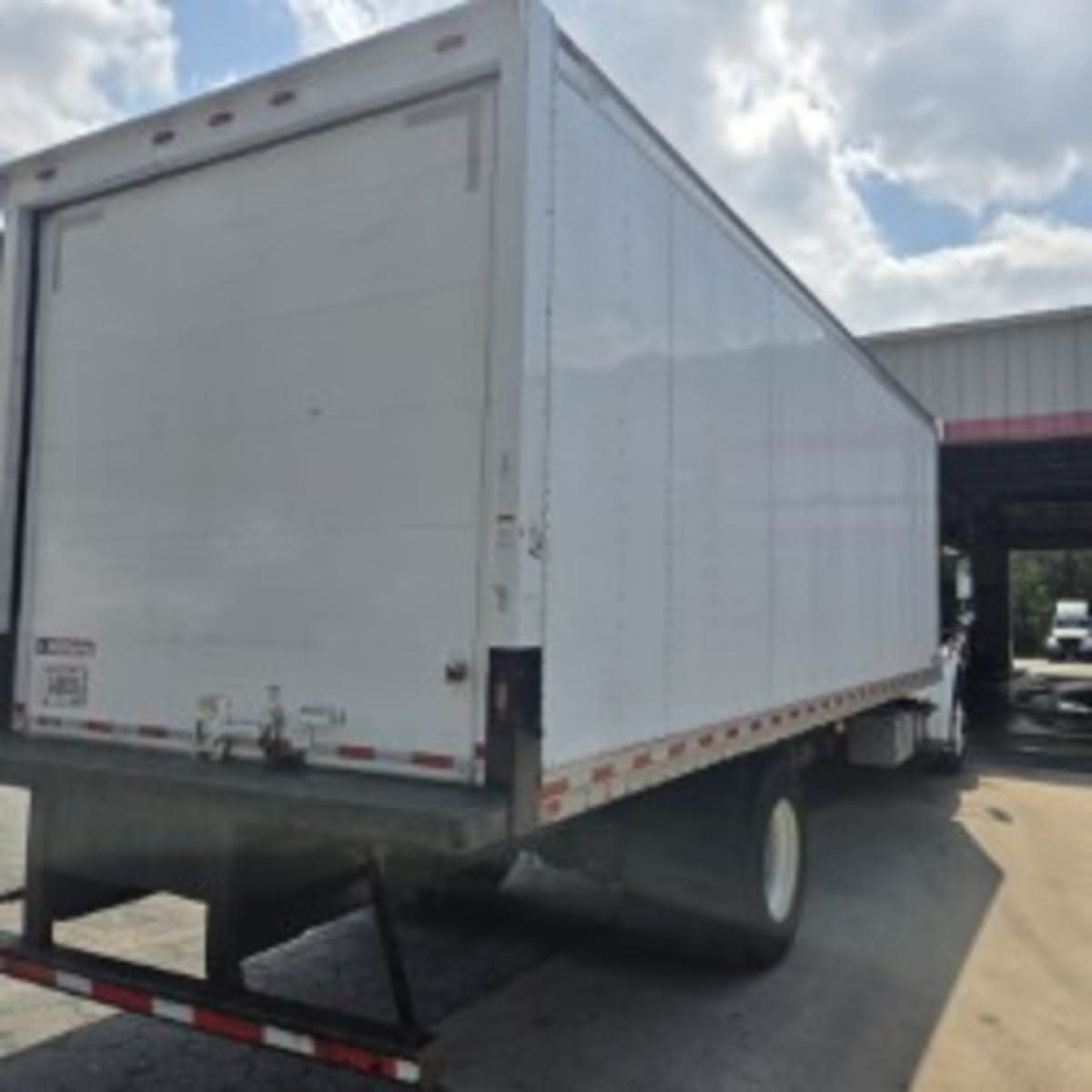 2020 Freightliner/Mercedes M2 106 289351