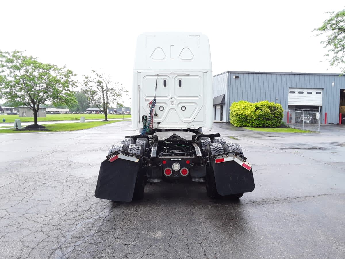 2020 Freightliner/Mercedes NEW CASCADIA 116 289421