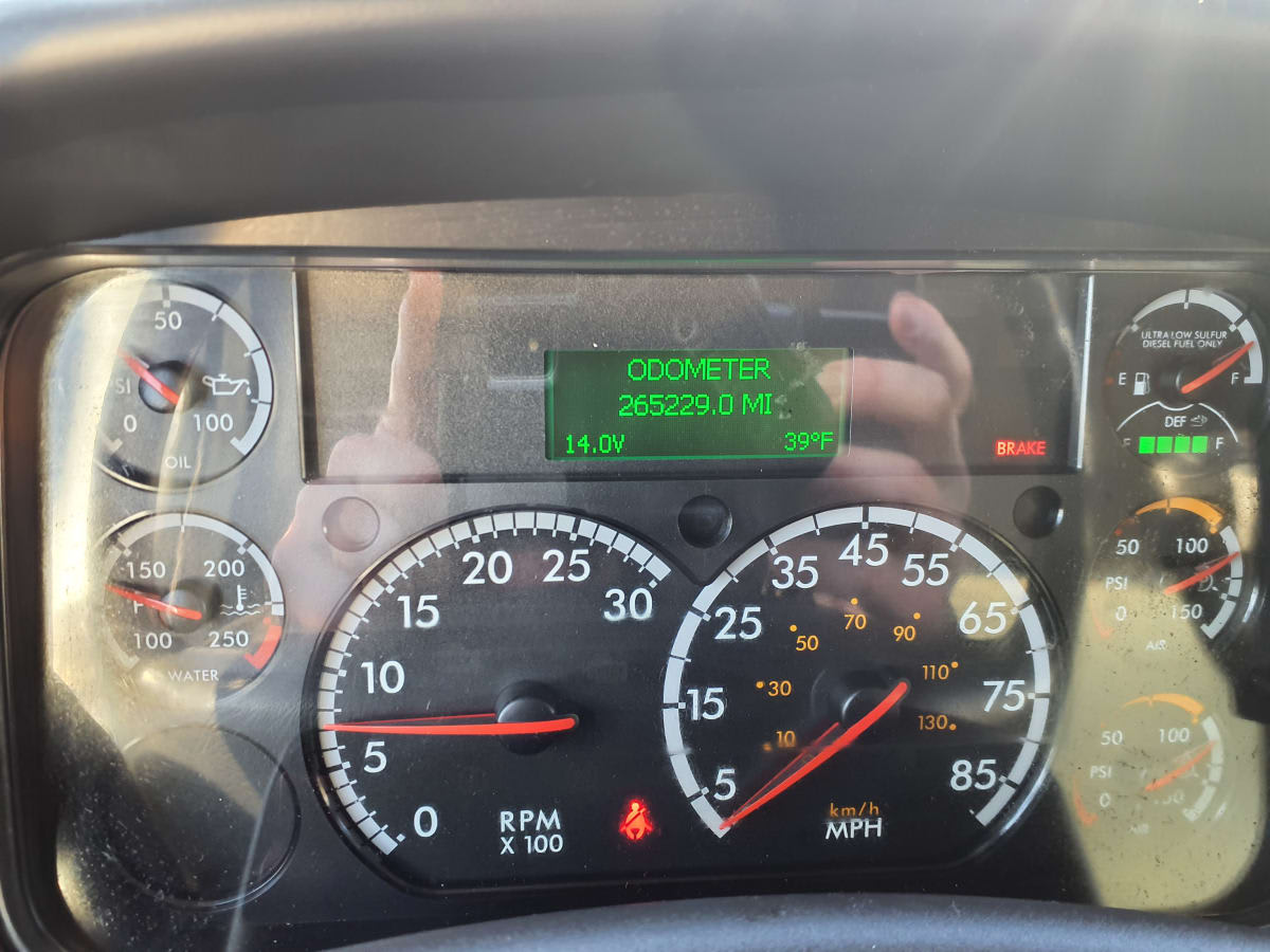 2020 Freightliner/Mercedes M2 106 289929