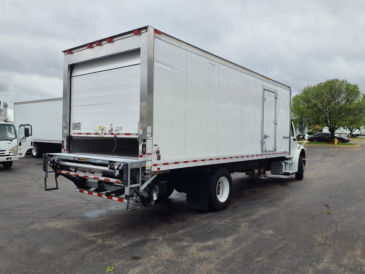 2020 Freightliner/Mercedes M2 106 289979