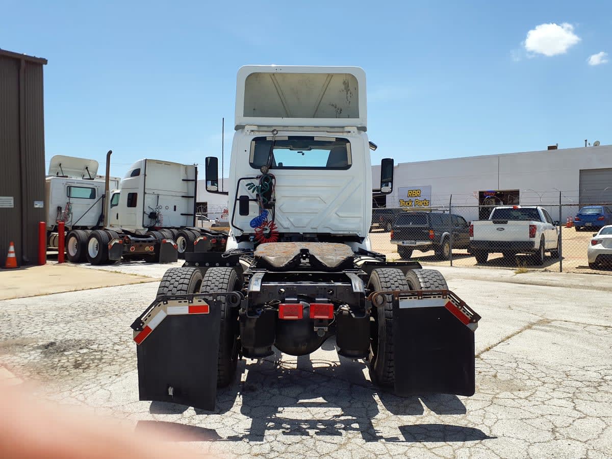 2020 International - image 5