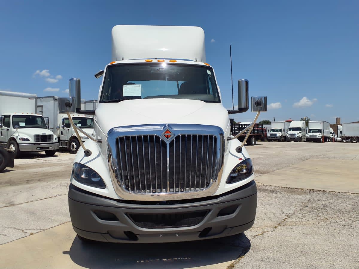 2020 International - image 2