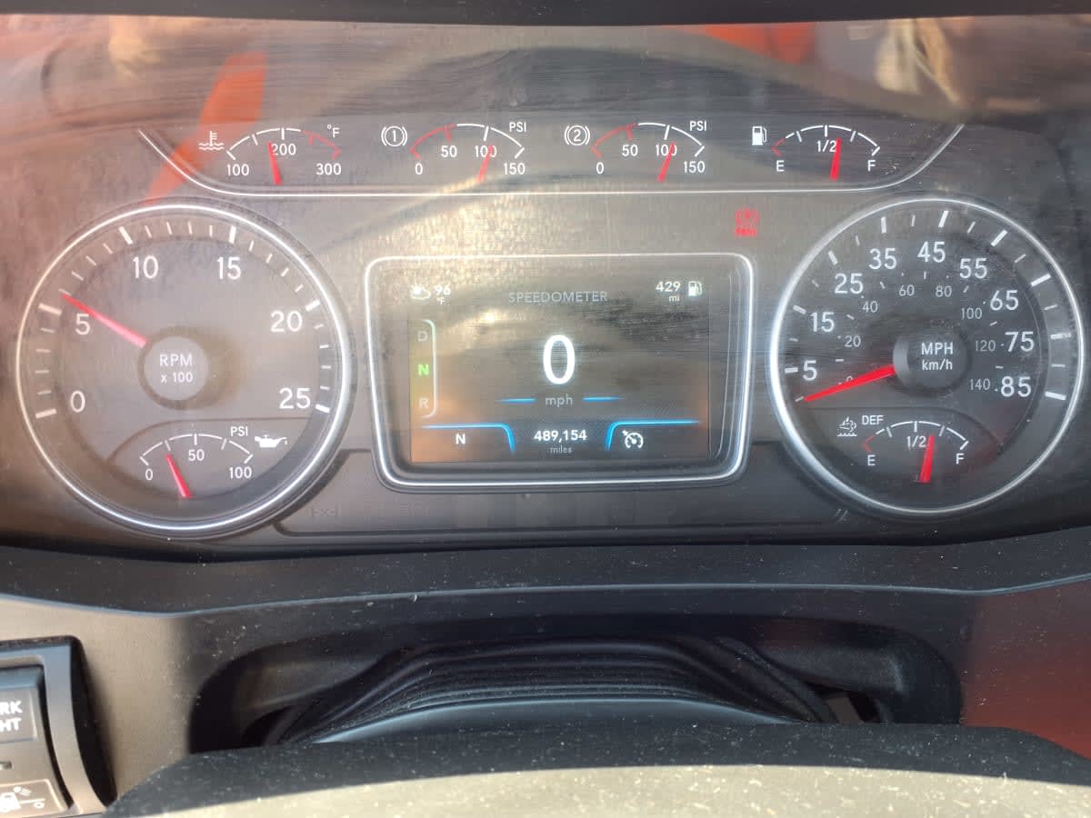 2020 International - image 10