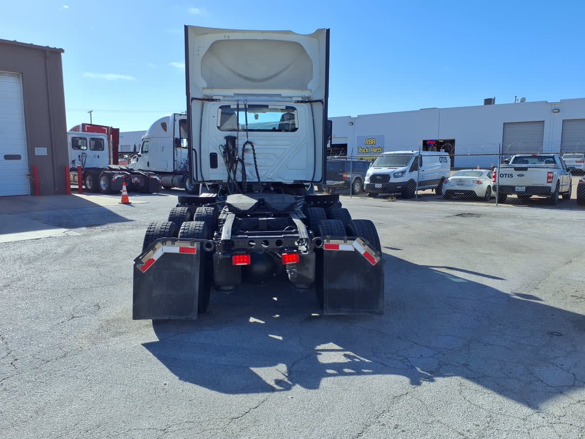 2020 Navistar International RH613 DAYCAB T/A 290340
