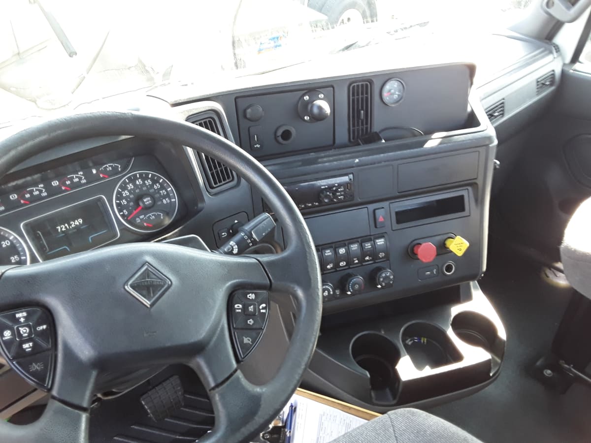 2020 Navistar International RH613 DAYCAB T/A 290352