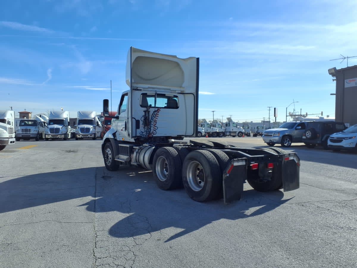 2020 Navistar International RH613 DAYCAB T/A 290354