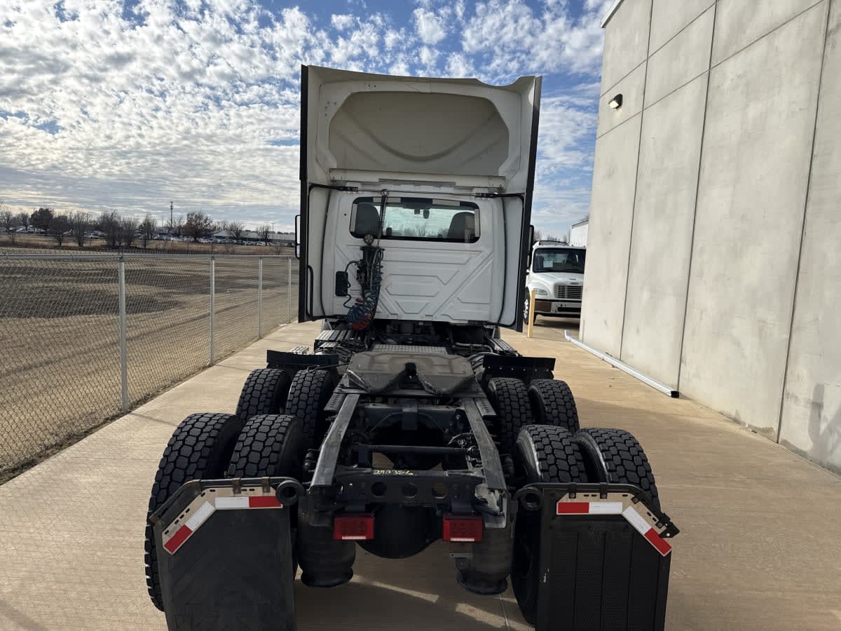 2020 Navistar International RH613 DAYCAB T/A 290356