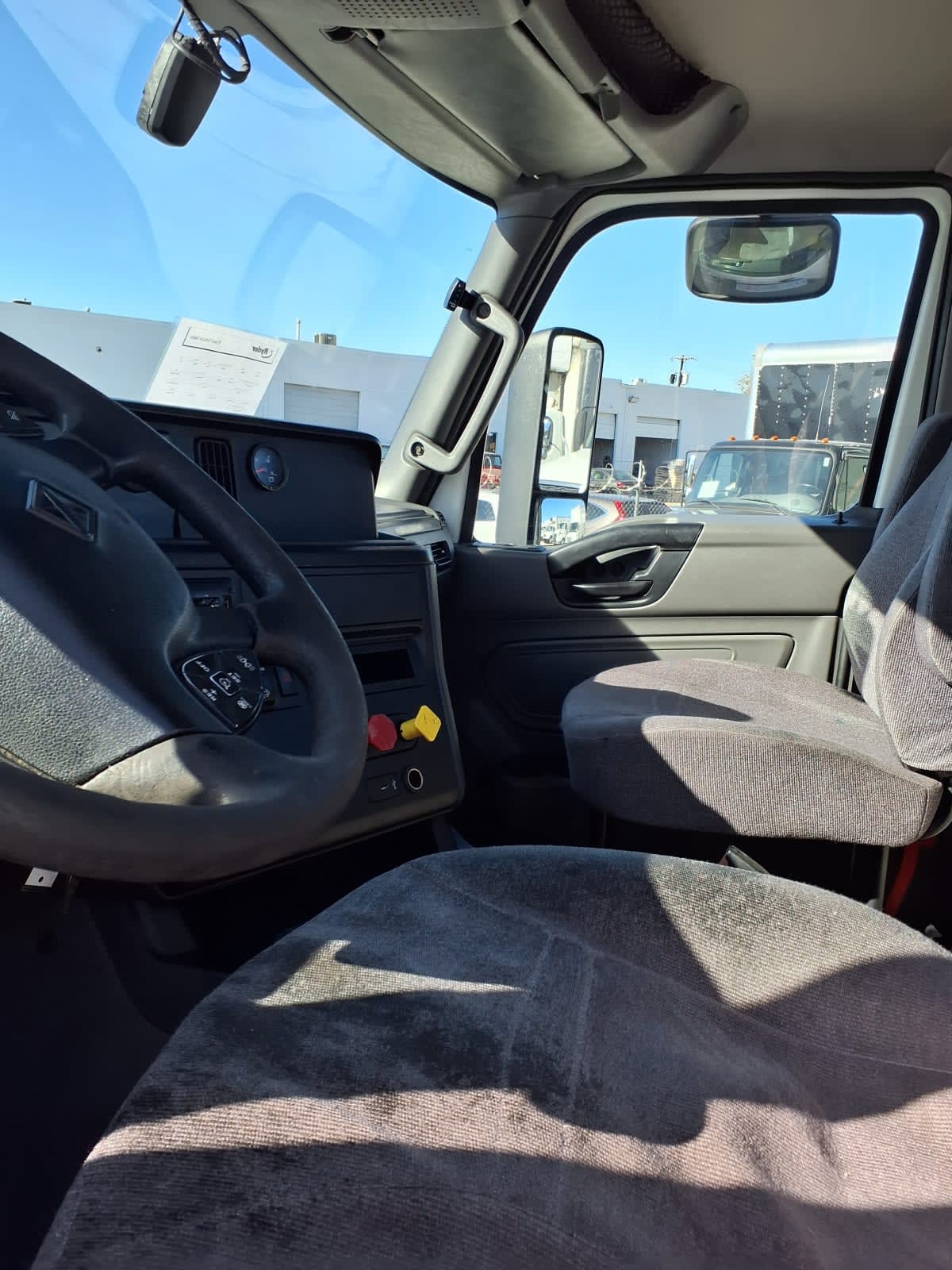 2020 Navistar International RH613 DAYCAB T/A 290364