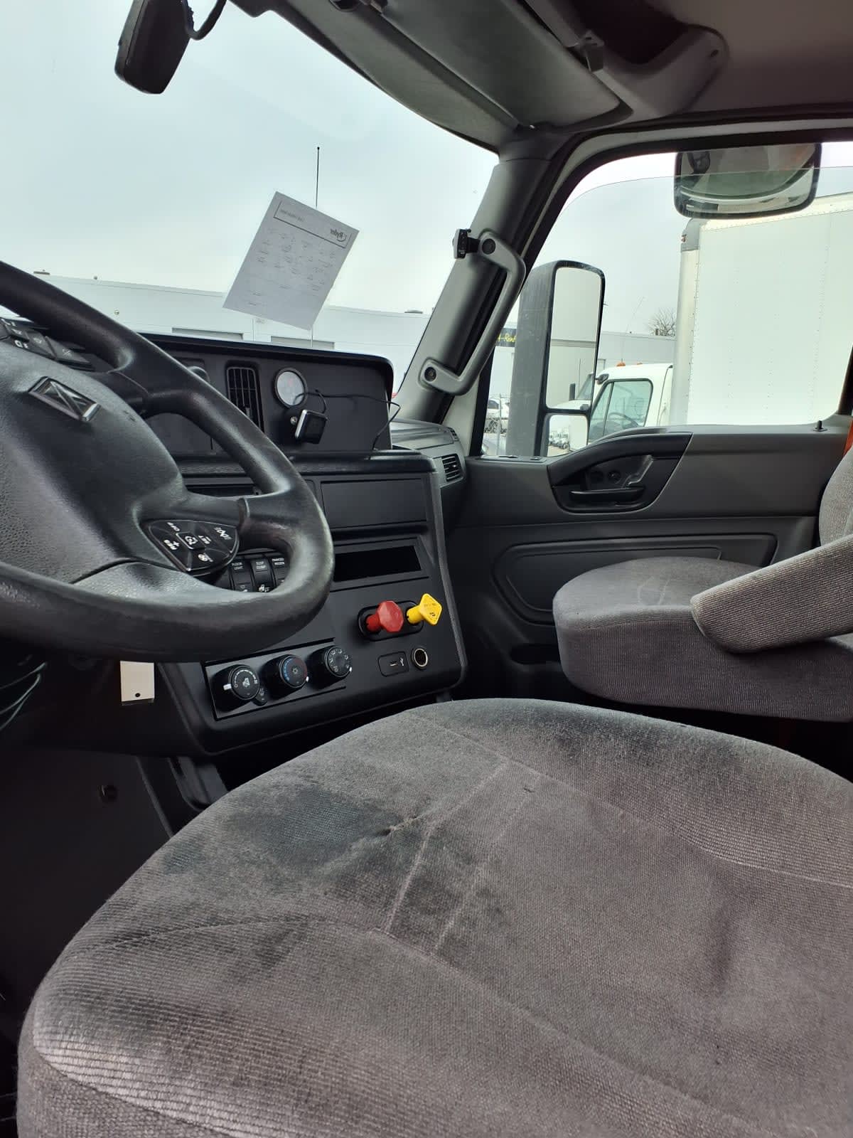 2020 Navistar International RH613 DAYCAB T/A 290368