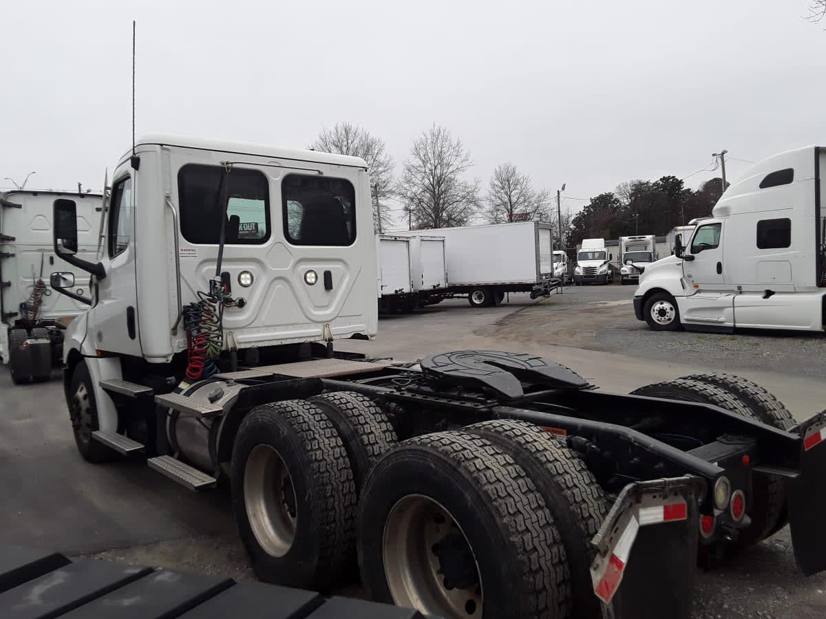 2021 Freightliner - image 6