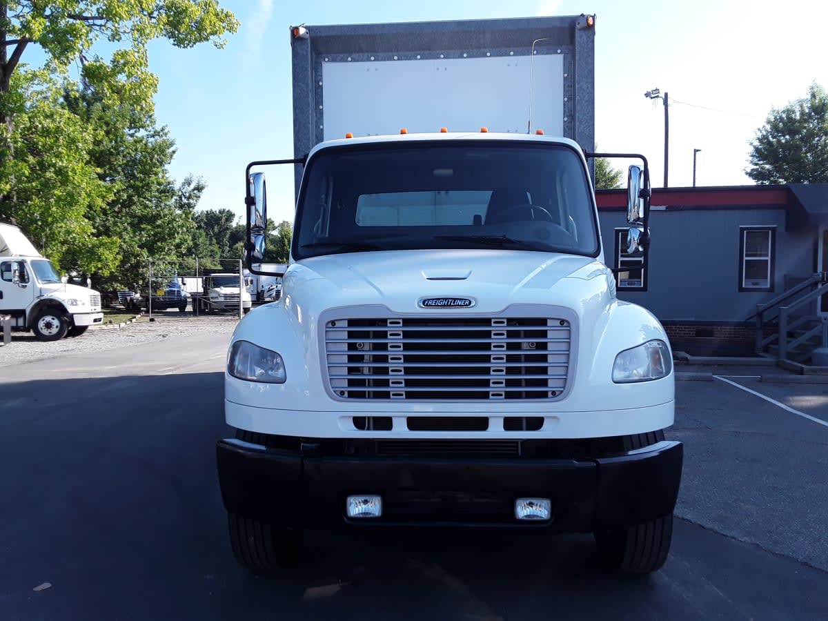 2020 Freightliner M2 106 in Charlotte, NC — photo 2