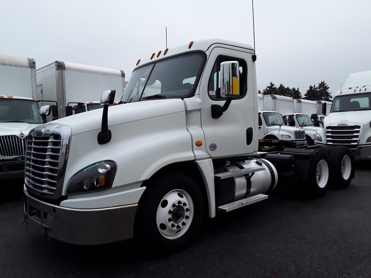 2020 Freightliner CASCADIA 125 290550
