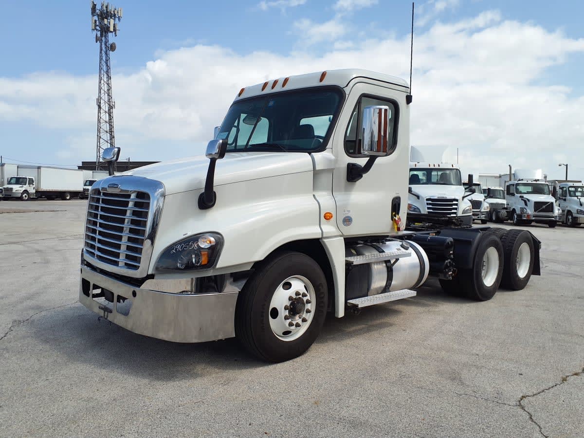 2020 Freightliner CASCADIA 125 290558