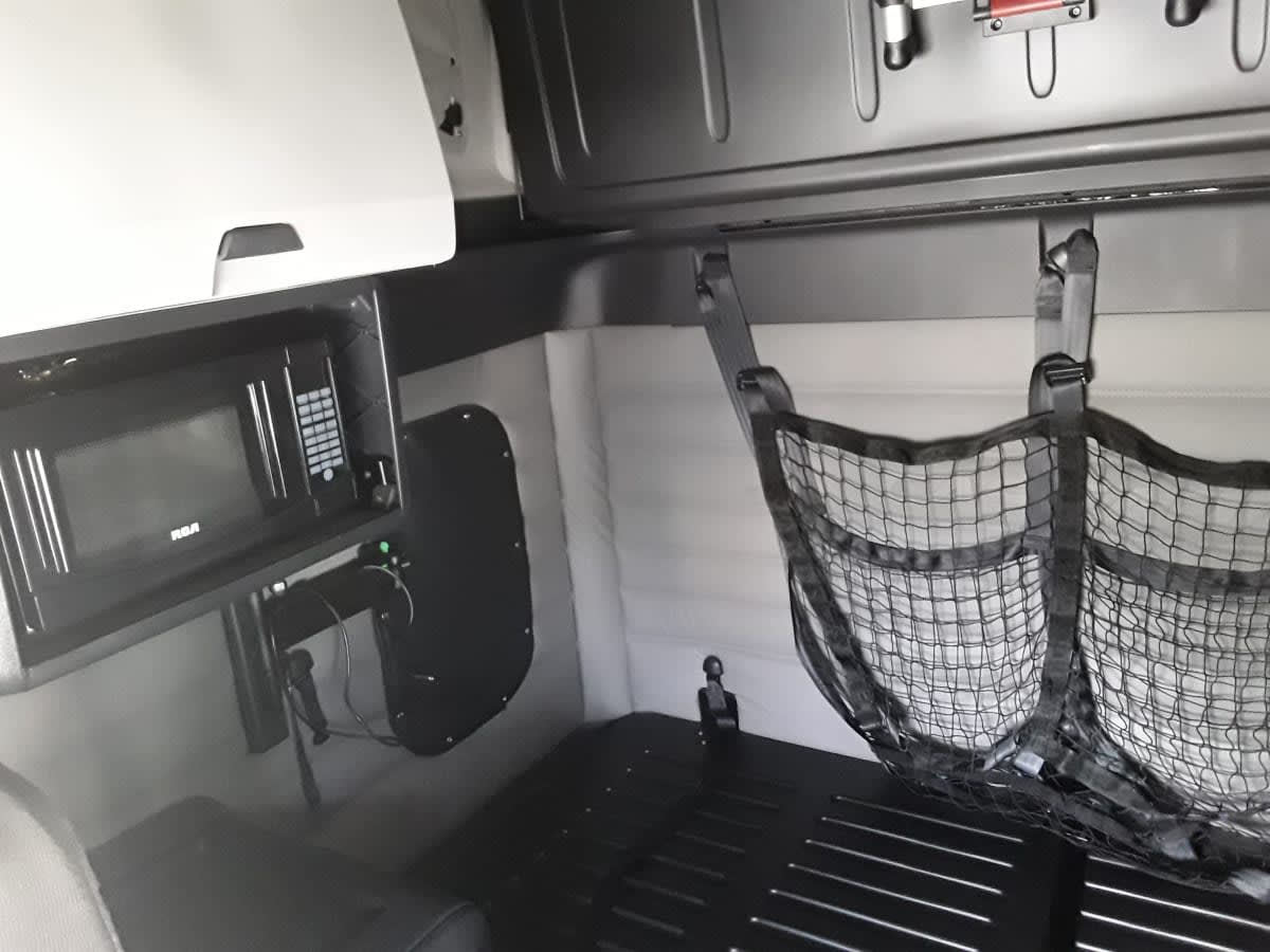 2020 Freightliner Cascadia in Allentown, PA — photo 8
