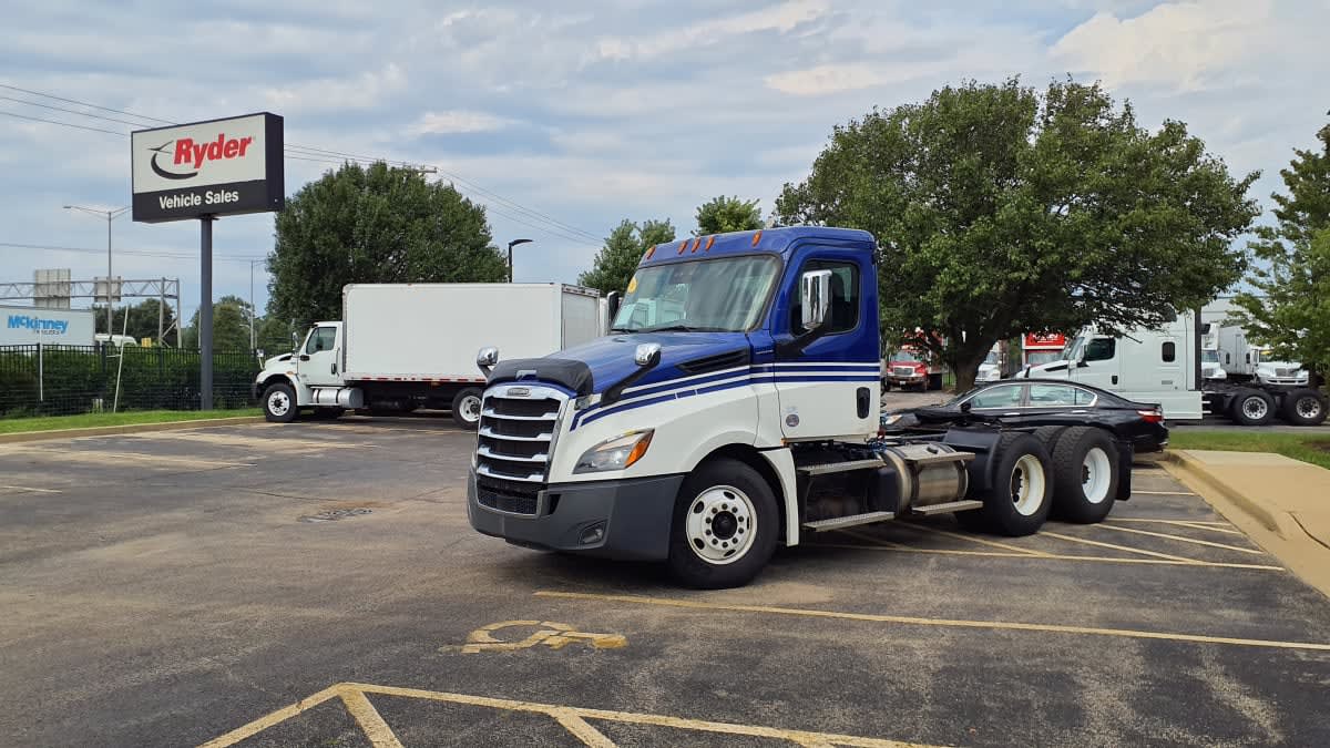 2020 Freightliner Cascadia in Bolingbrook, IL