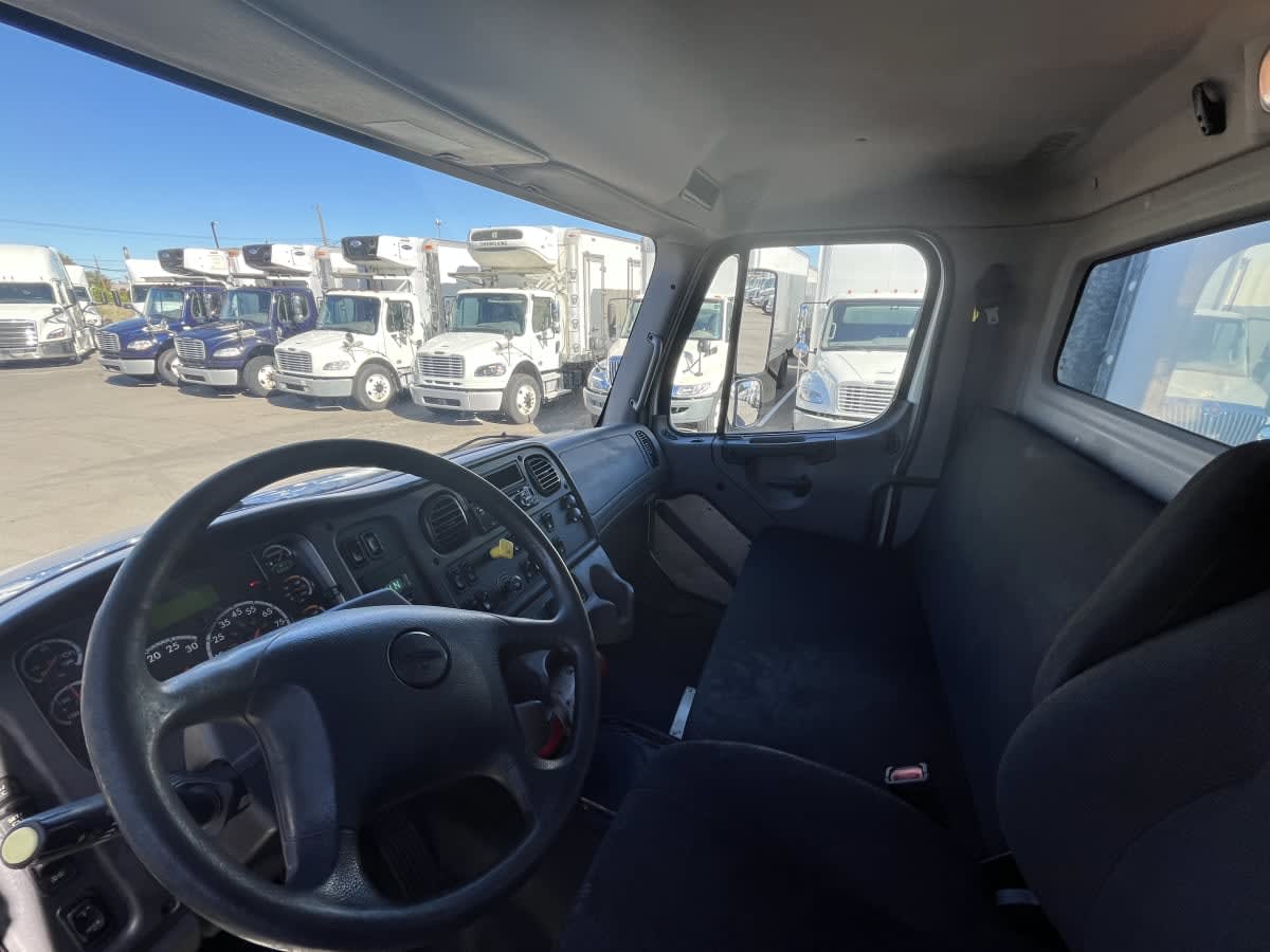 2020 Freightliner/Mercedes M2 106 290635