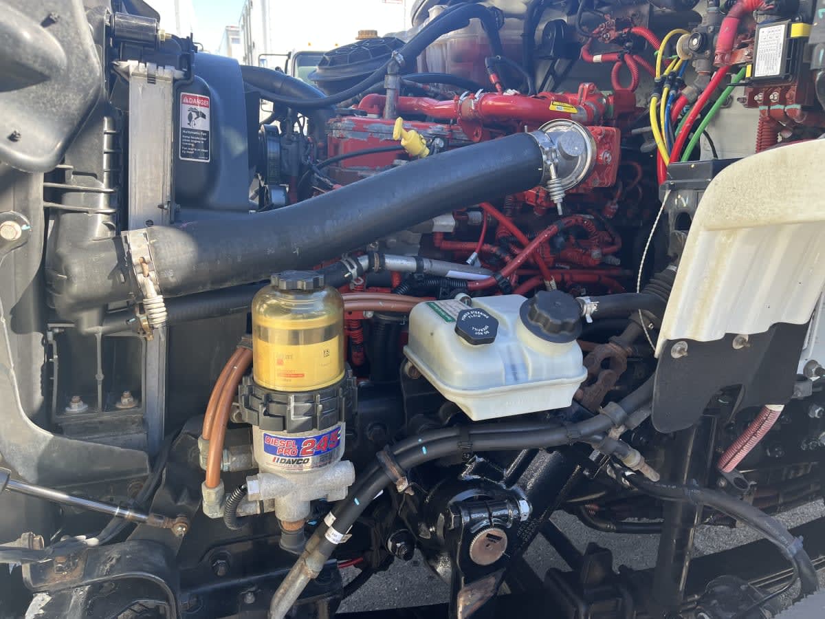 2020 Freightliner/Mercedes M2 106 290635