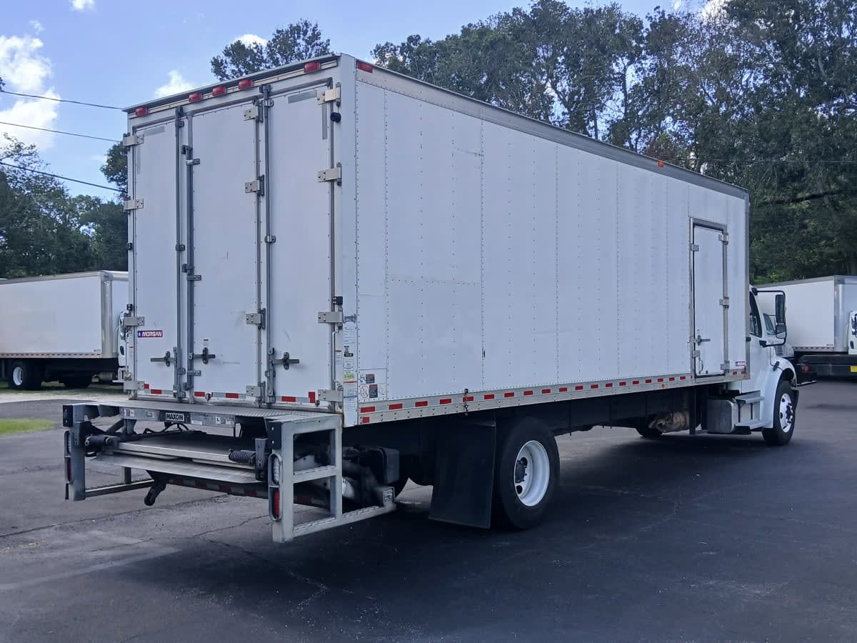 2020 Freightliner M2 106 in Jacksonville, FL — photo 4
