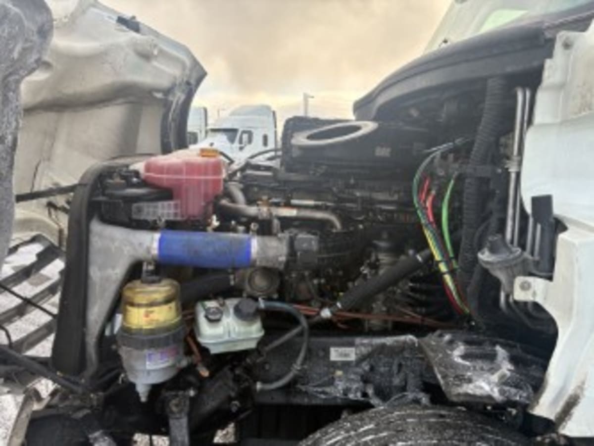 2020 Freightliner - image 9