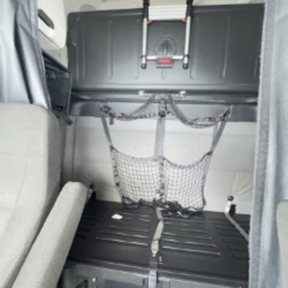 2020 Freightliner - image 8