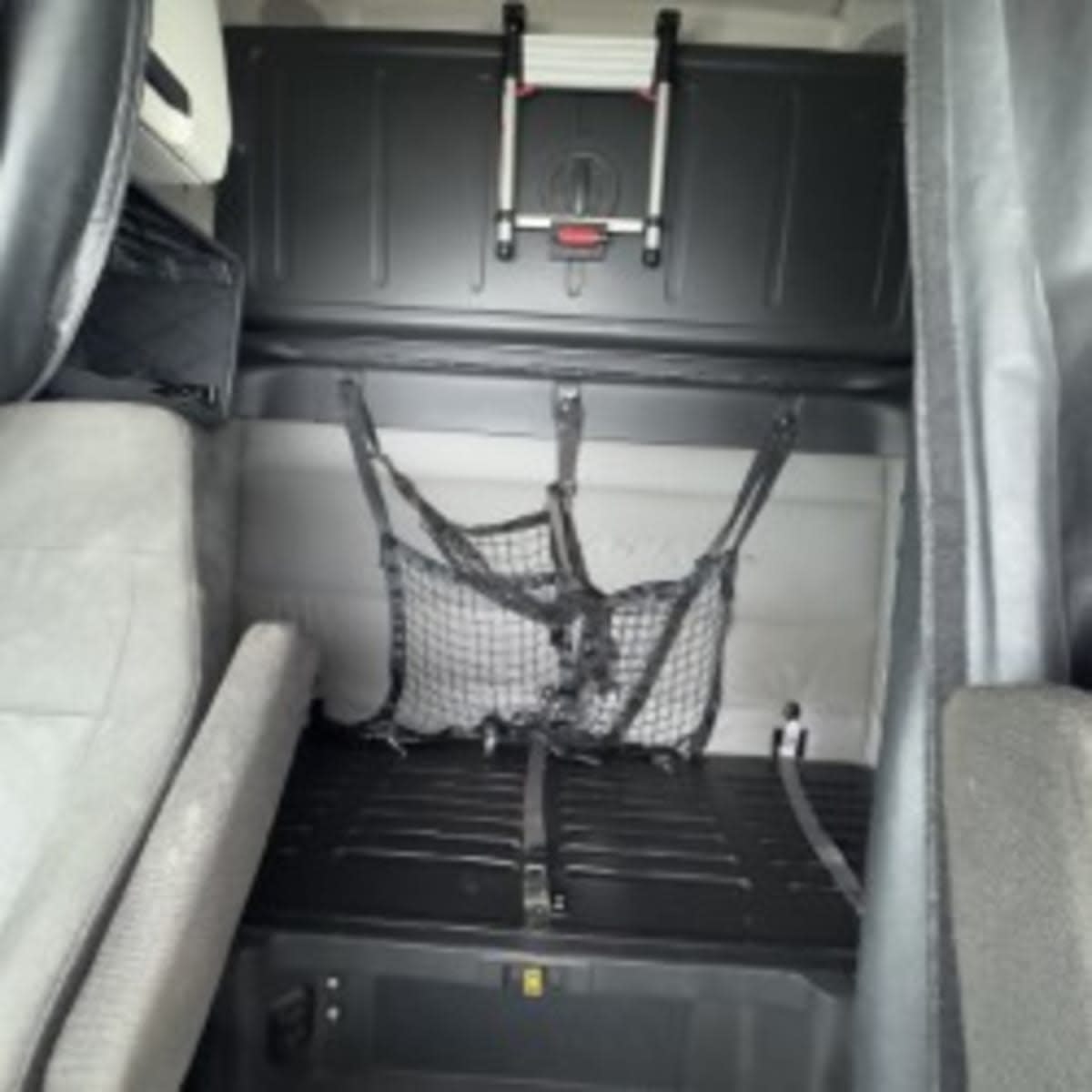 2020 Freightliner - image 8