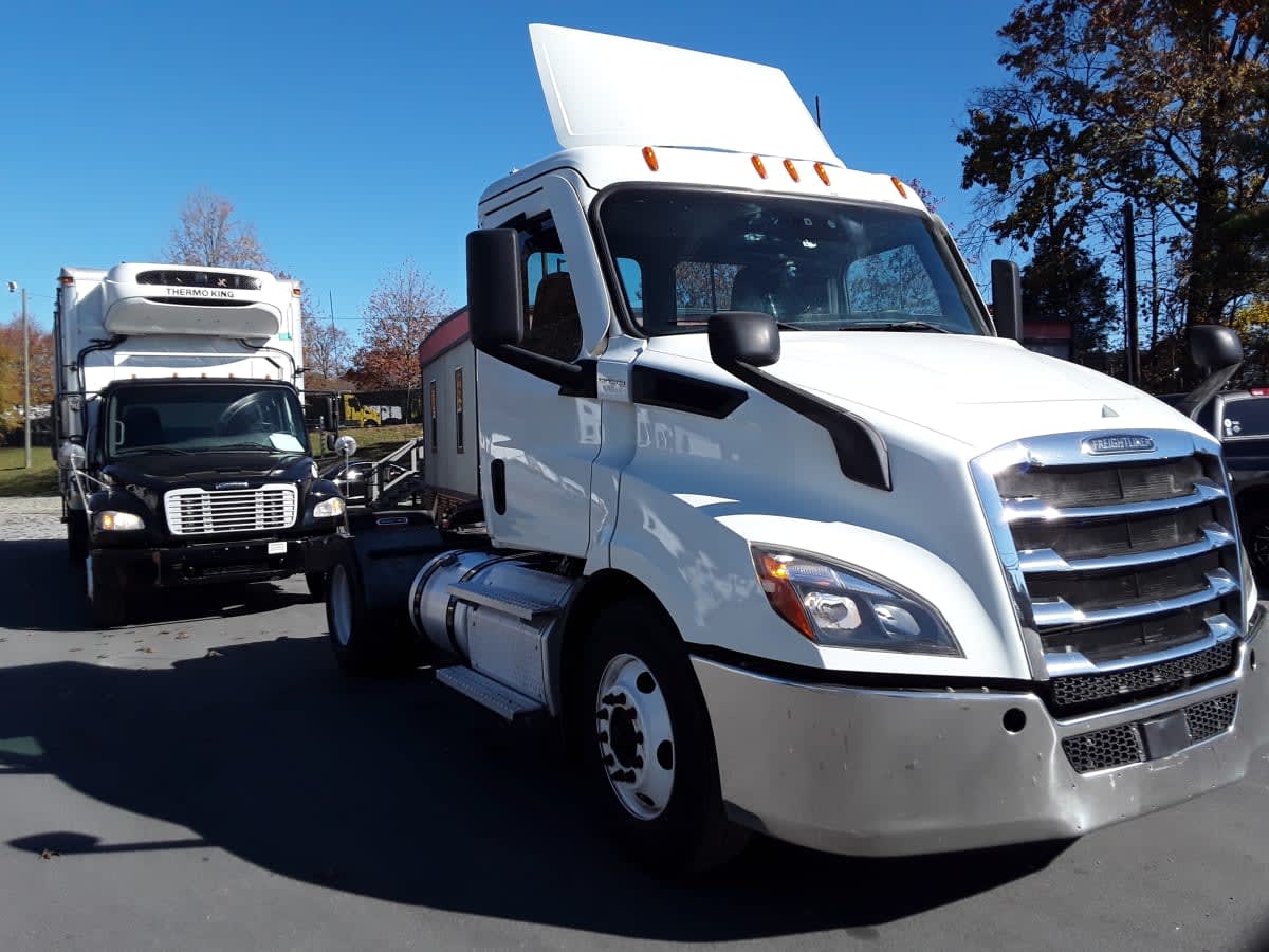 2020 Freightliner - image 3