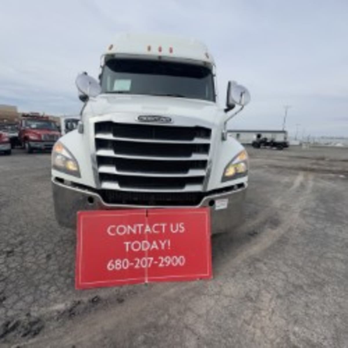 2020 Freightliner - image 2