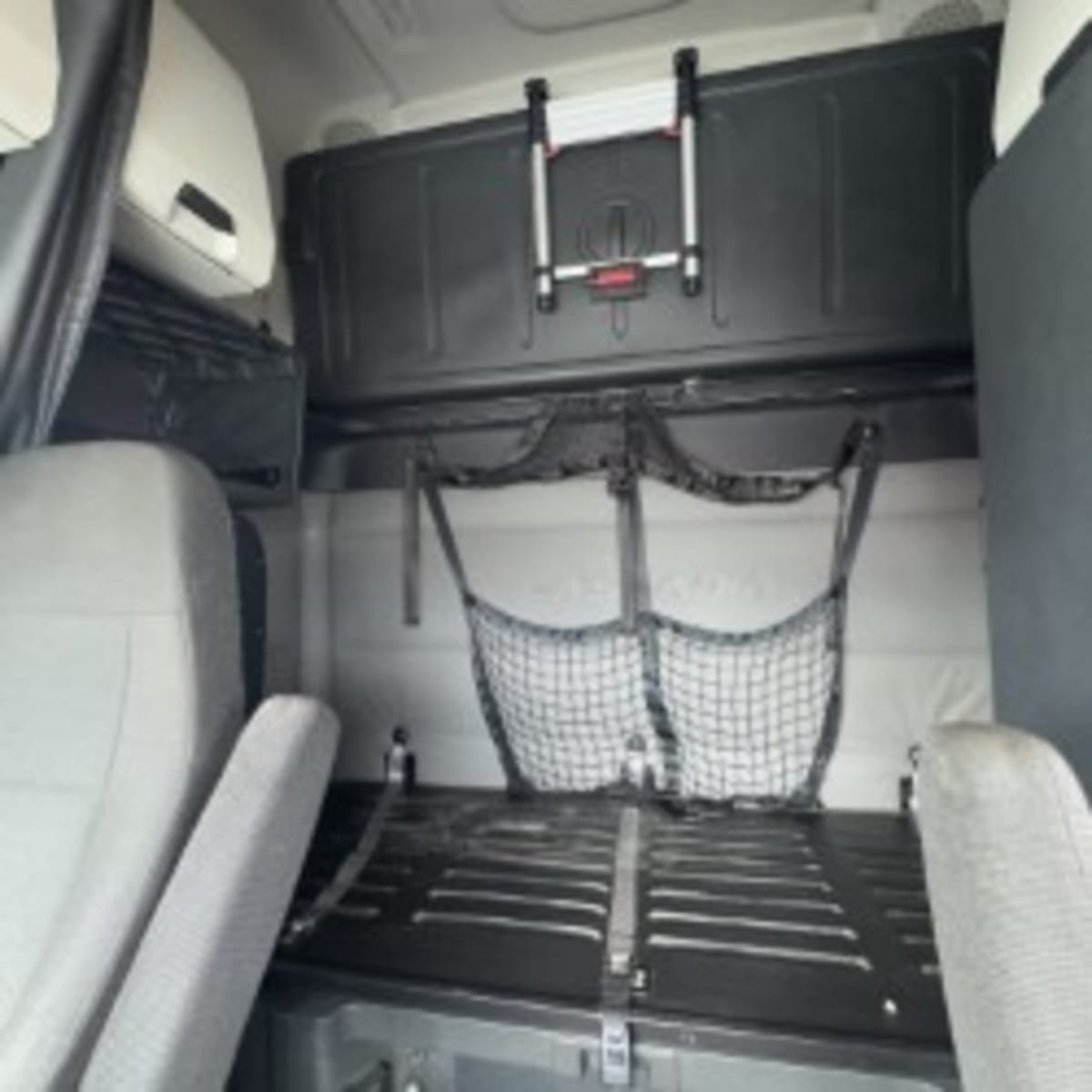 2020 Freightliner - image 8