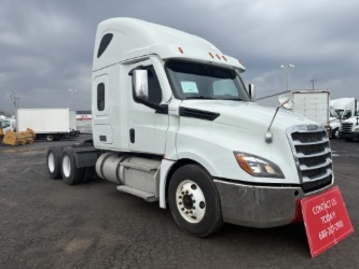 2020 Freightliner - image 3