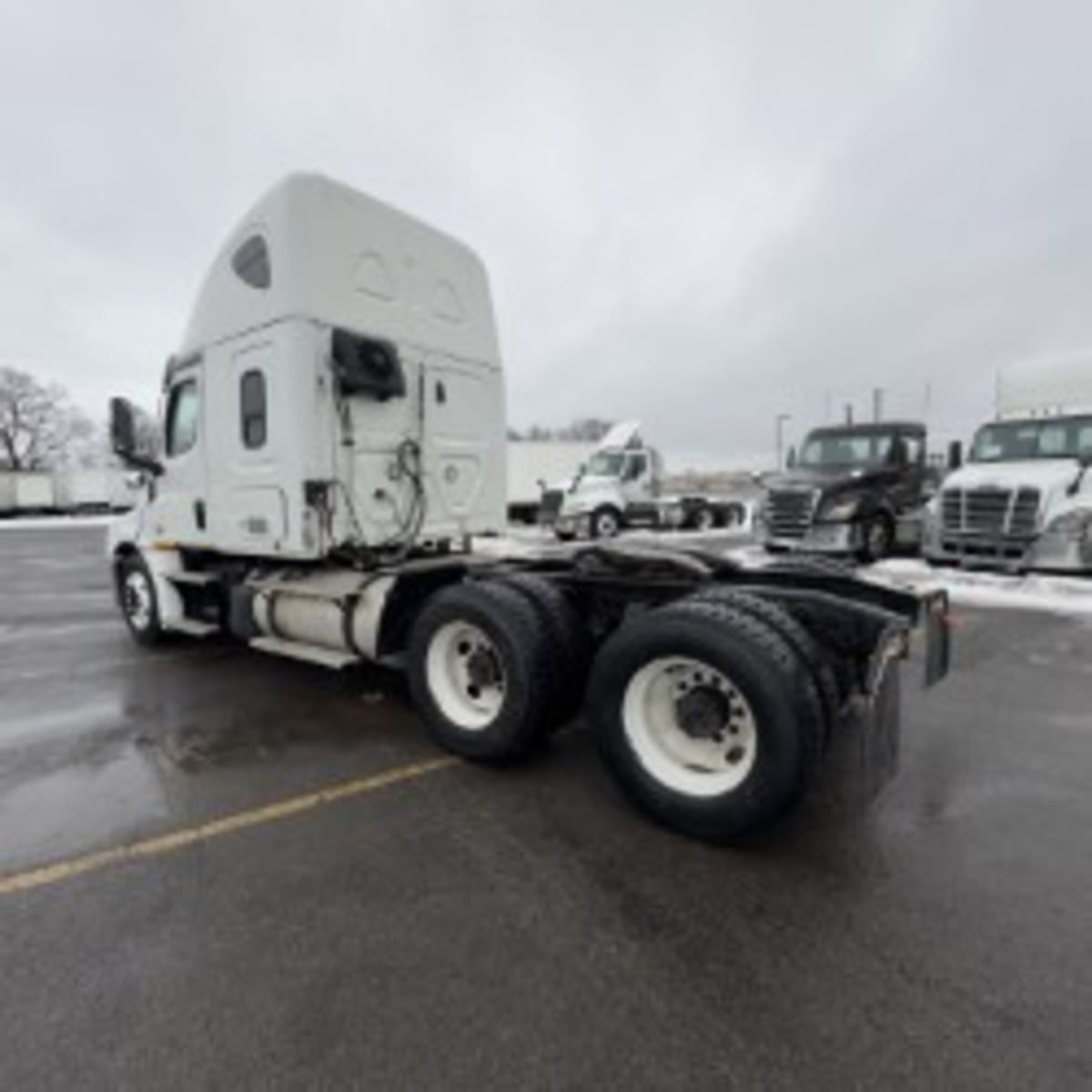 2020 Freightliner - image 4
