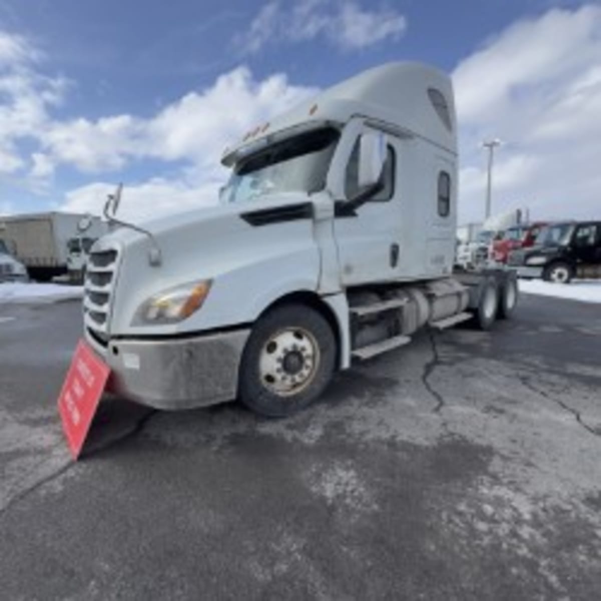 2020 Freightliner - image 1