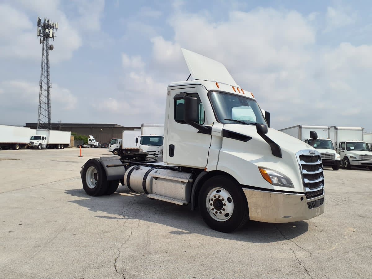 2020 Freightliner - image 3