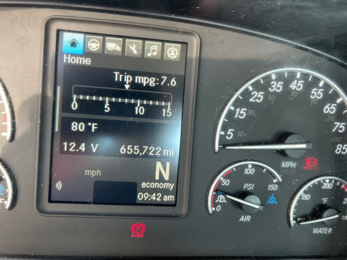 2020 Freightliner NEW CASCADIA 116 291016