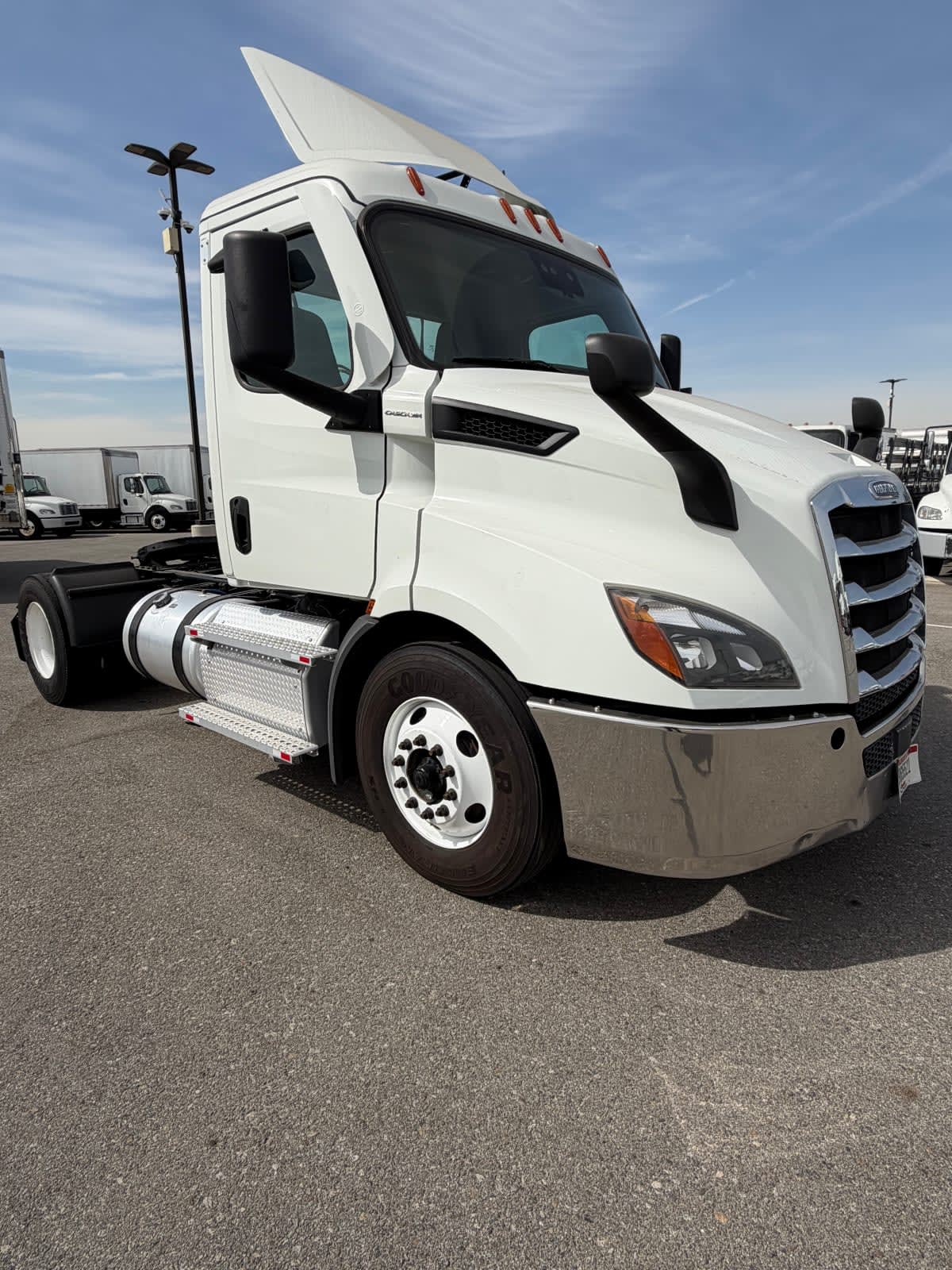 2020 Freightliner - image 1